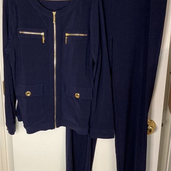 Boston Proper Navy Pant Suit, size L, EUC - Picture 5 of 13